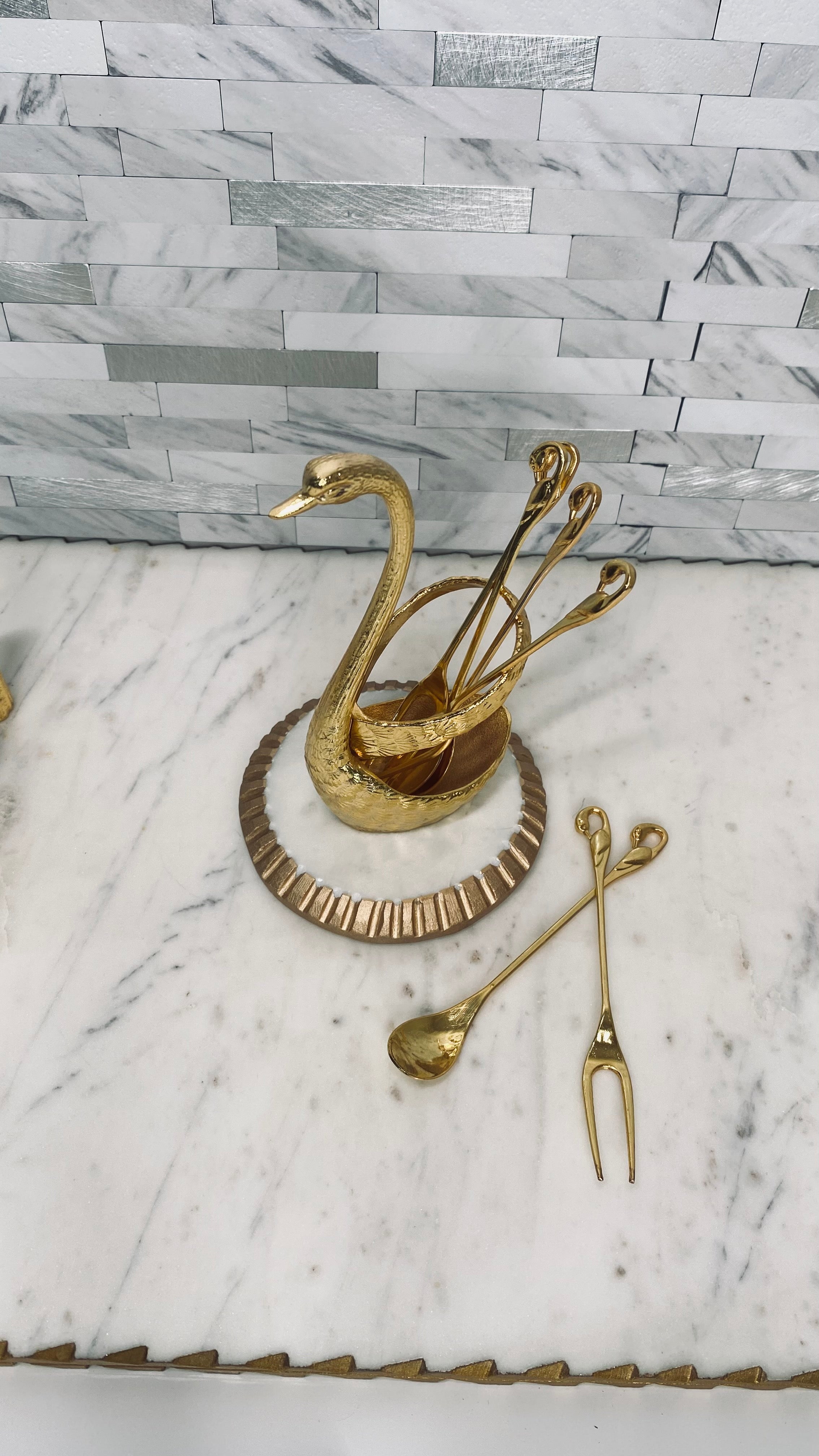 Luxury Swan Set 7 piece set