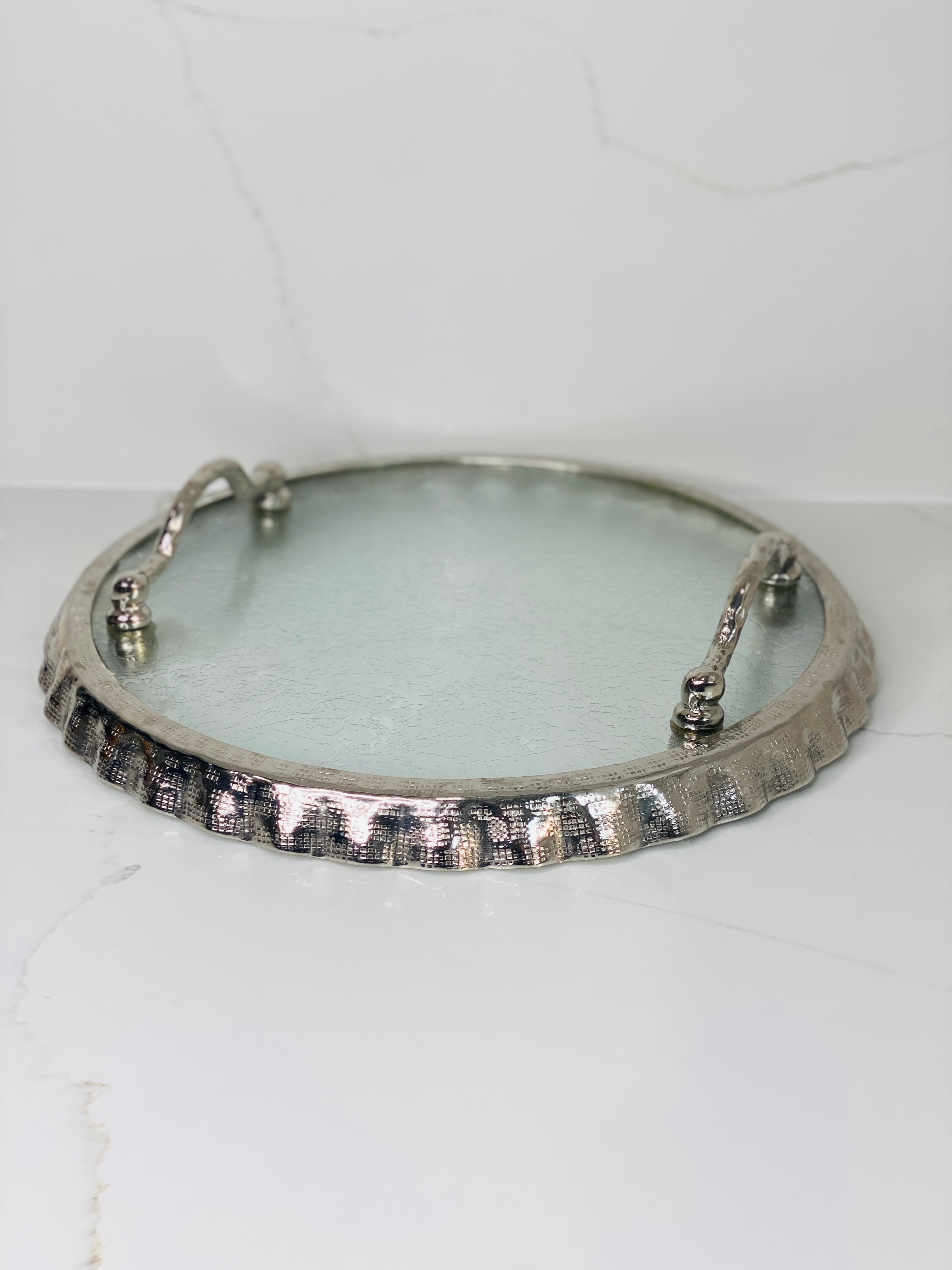 Silver Ruffle Hammered Glass Round Tray