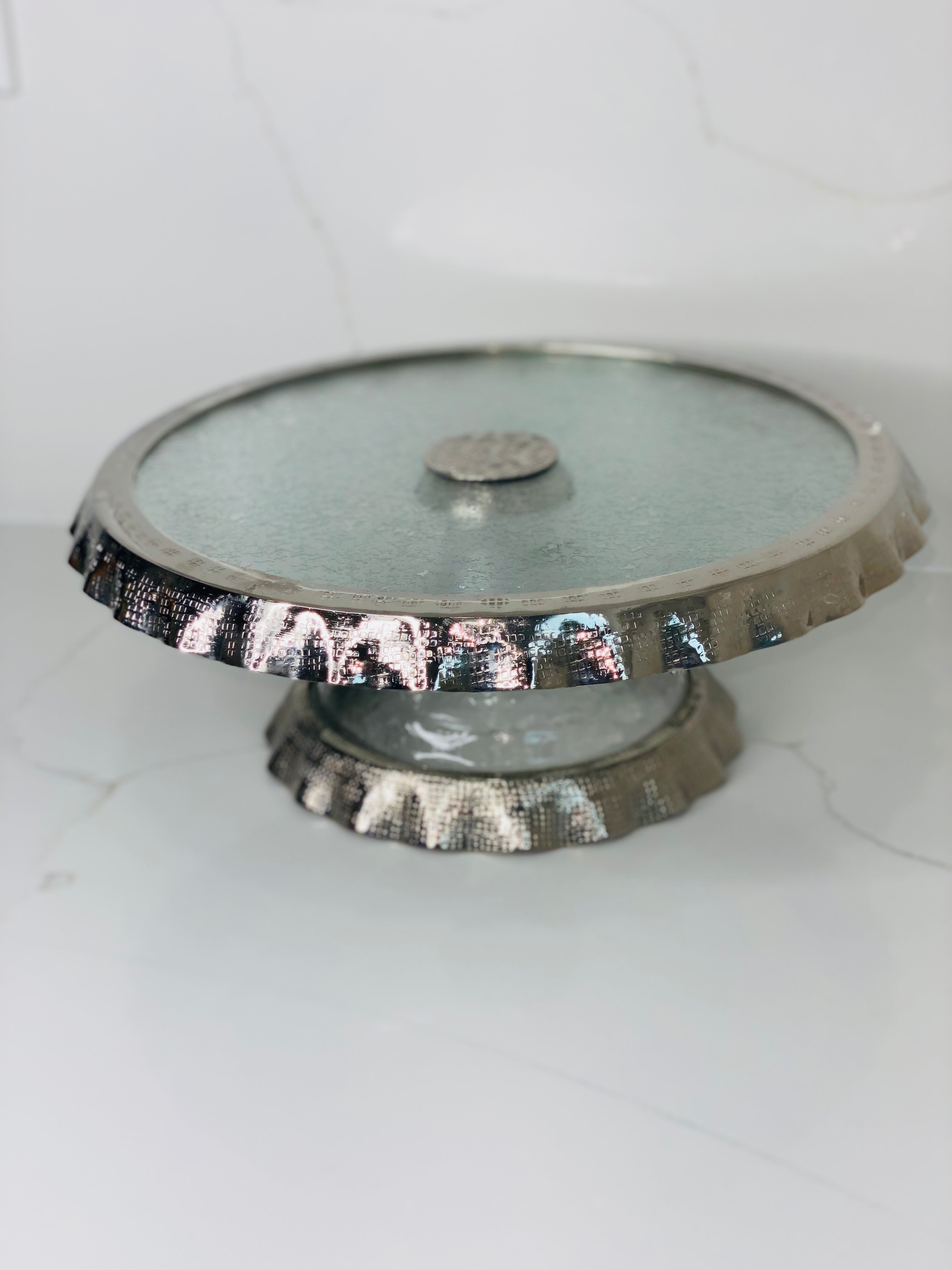 Silver Ruffle Cake Stand Round