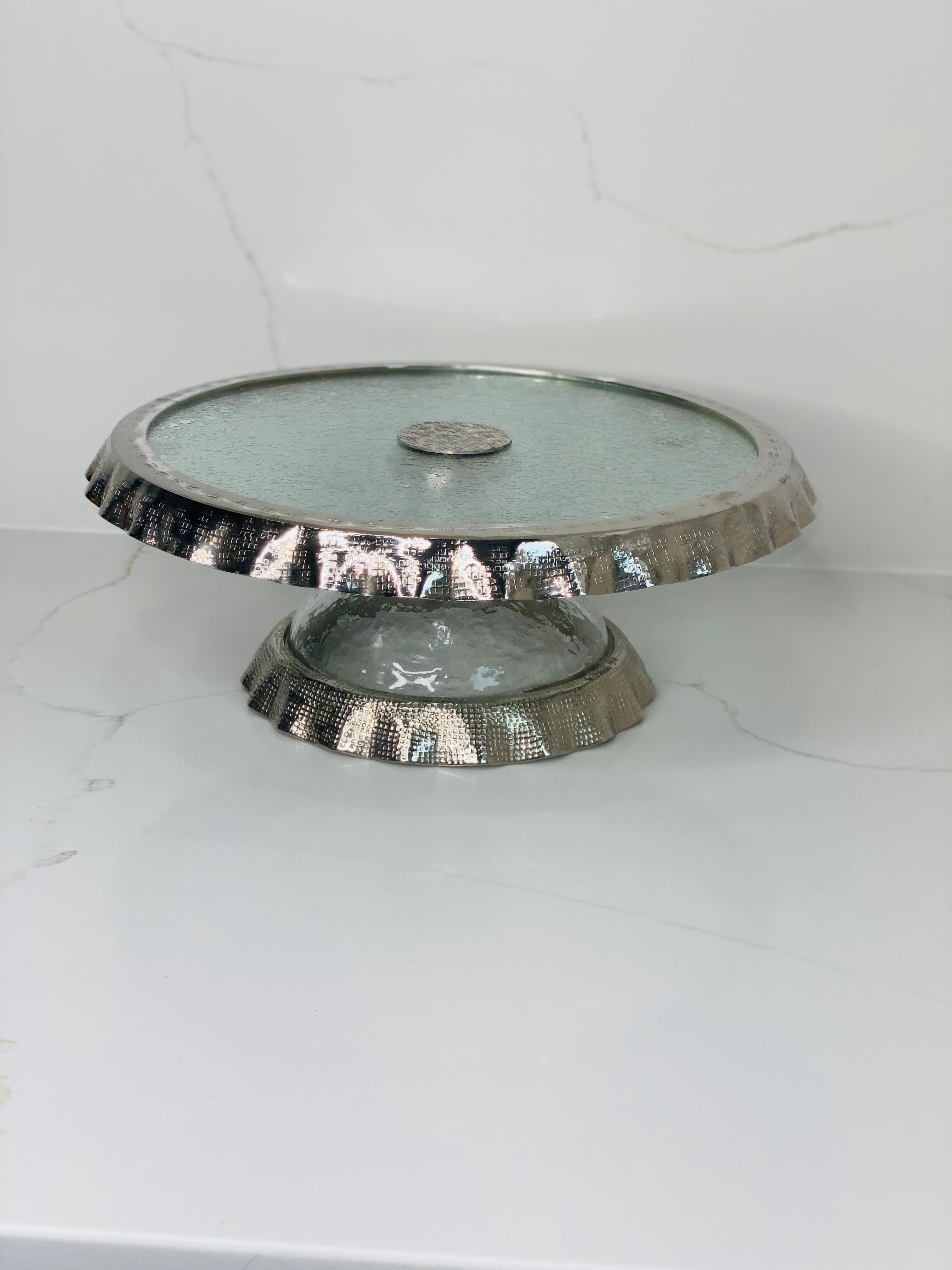 Silver Ruffle Cake Stand Round