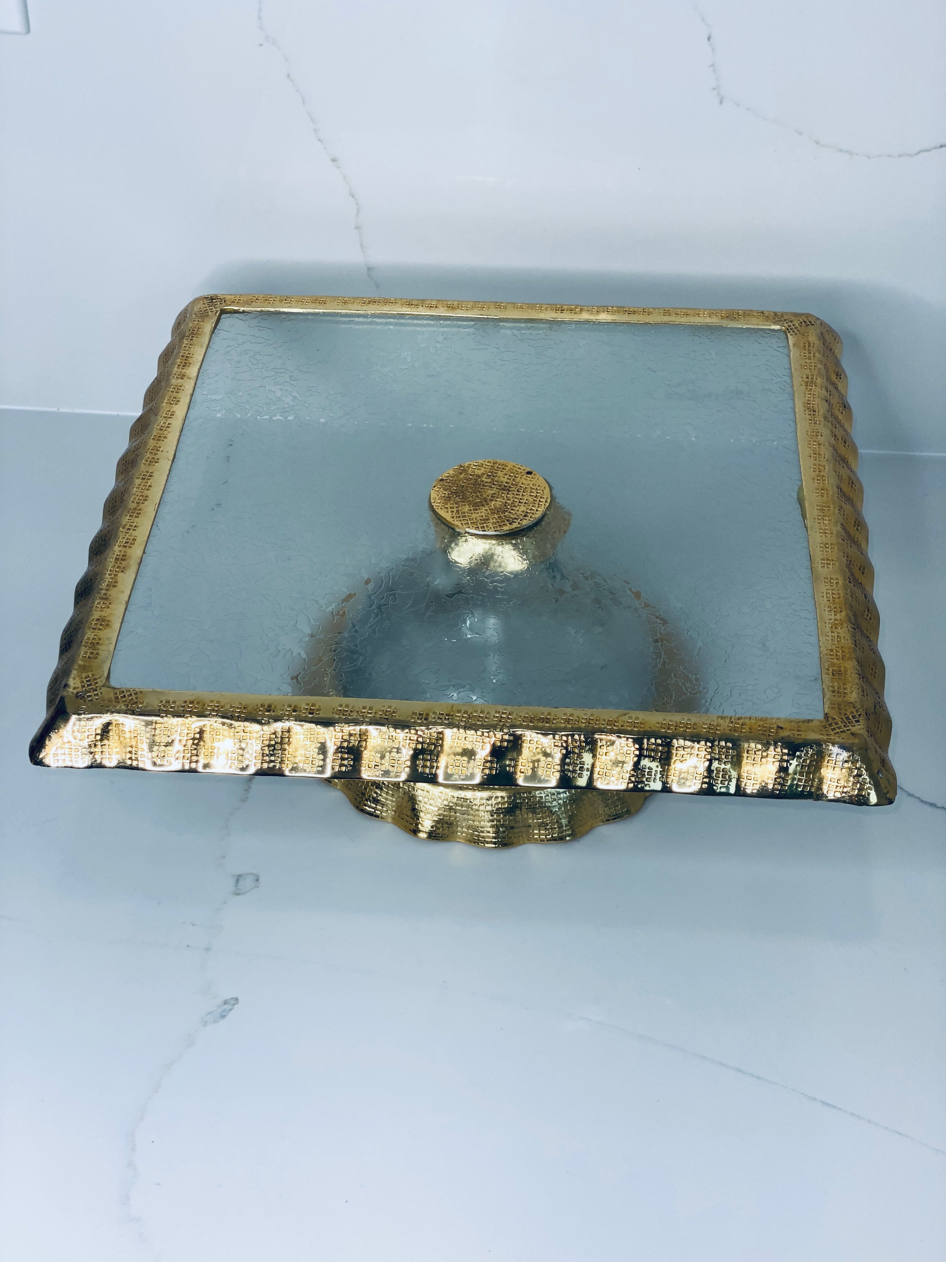 Gold Ruffle Cake Stand Square